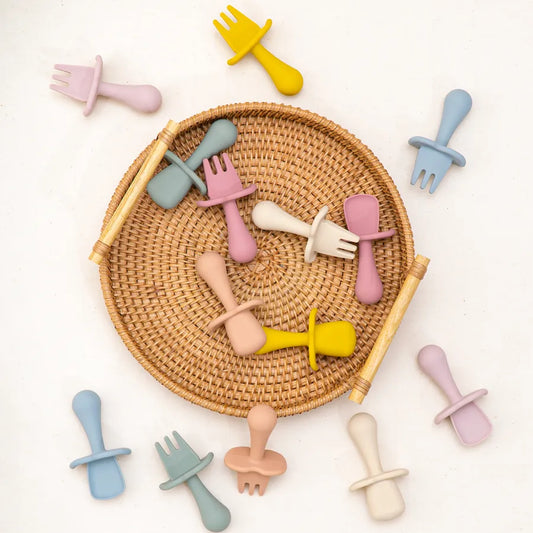 Premium Silicone Utensils: Tongue Pressing Flatware Set for Babies
