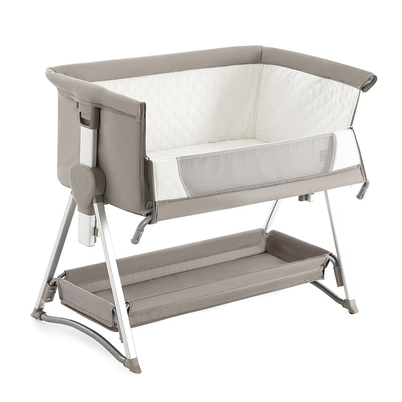 Luxury Newborn Crib: Portable Infant Bed for Travel - Unisex Metal Cradle from Mainland China