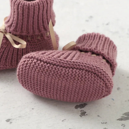 Wugugu 82W898A-4 Baby Shoes: Soft Knitted First Walkers for Comfort and Style